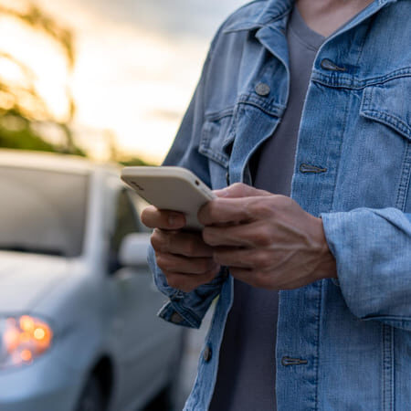 Como evitar golpes ao pagar débitos do veículo