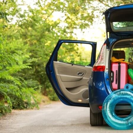 viagem-feriado-prolongado-carro-malas