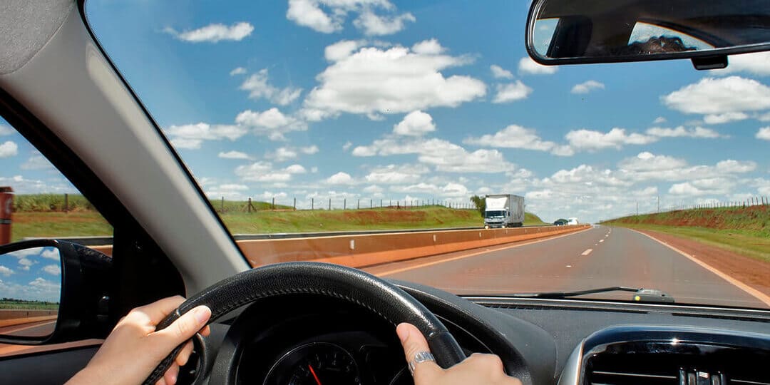 Tag pedágio: benefícios para motoristas frequentes